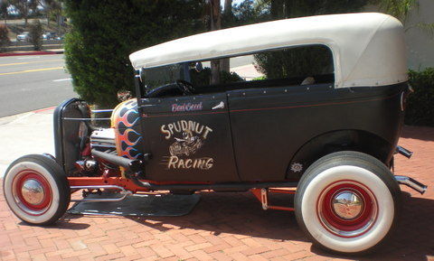 1929 Ford Custom Hot Rod/Rat Rod. Custom Art V8, Automatic