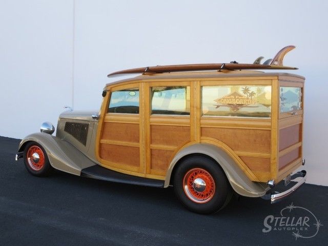 1934 Ford Woody hot rod