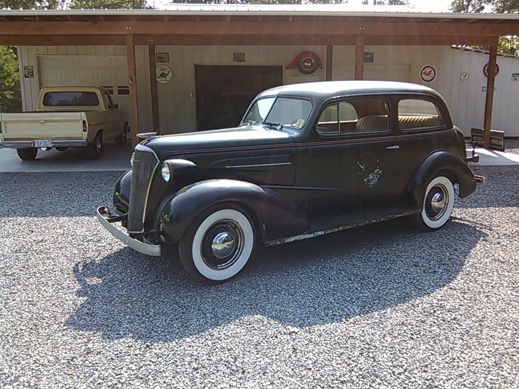 1937 Chevrolet Sedan, Original, Street rod