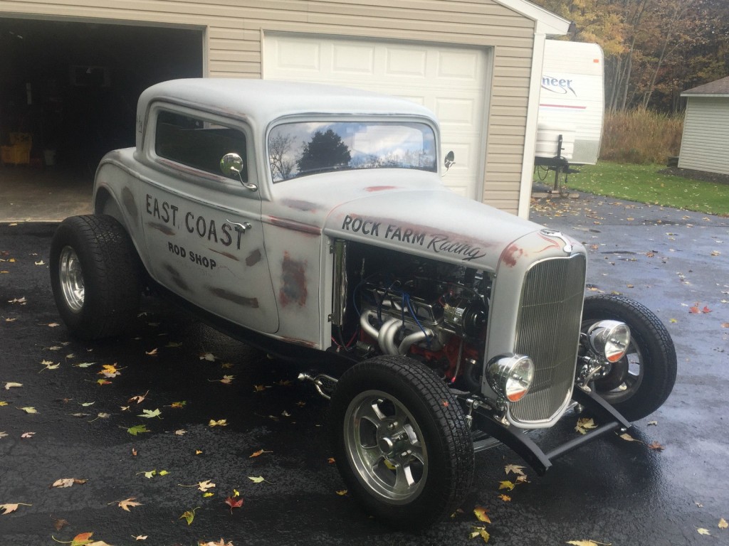 1932 Ford Model B Coupe pro built hot rod