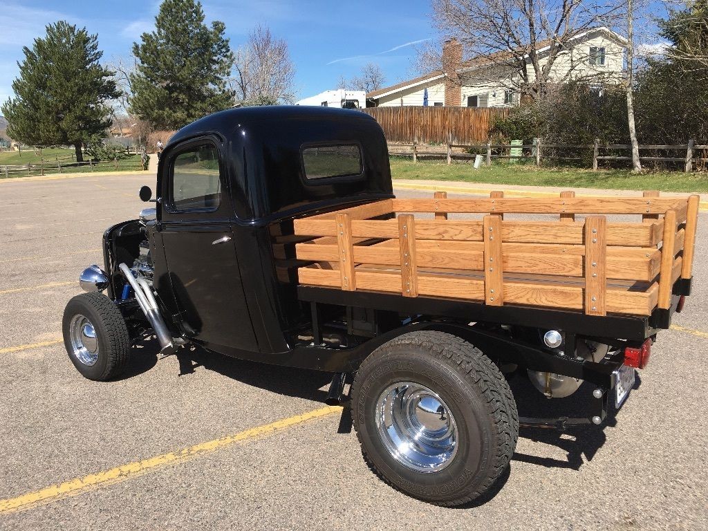 1947 Ford Hot Rod Stakebed Truck