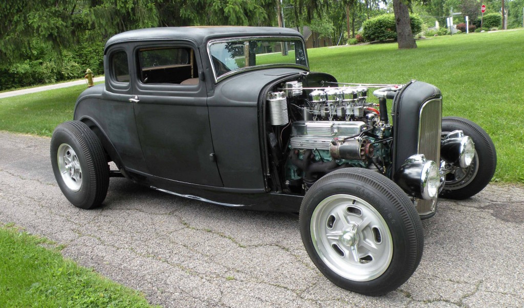 1932 Ford 5 Window Coupe Bonneville Hot Rod