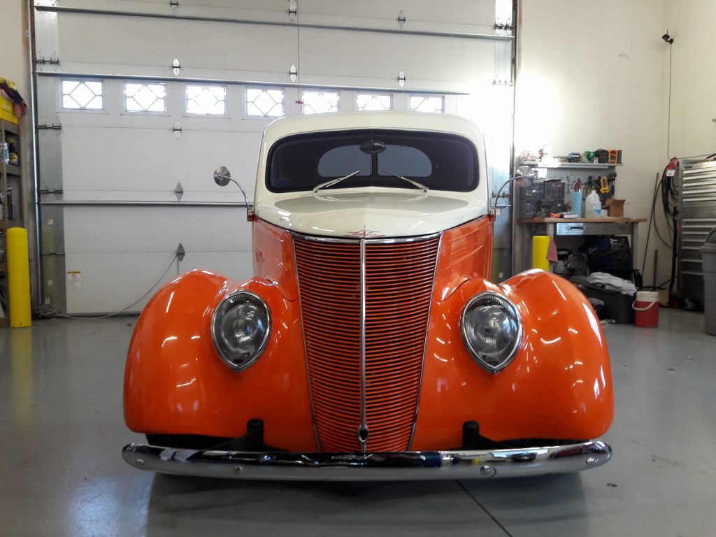 1937 Ford Coupe, clean head turner