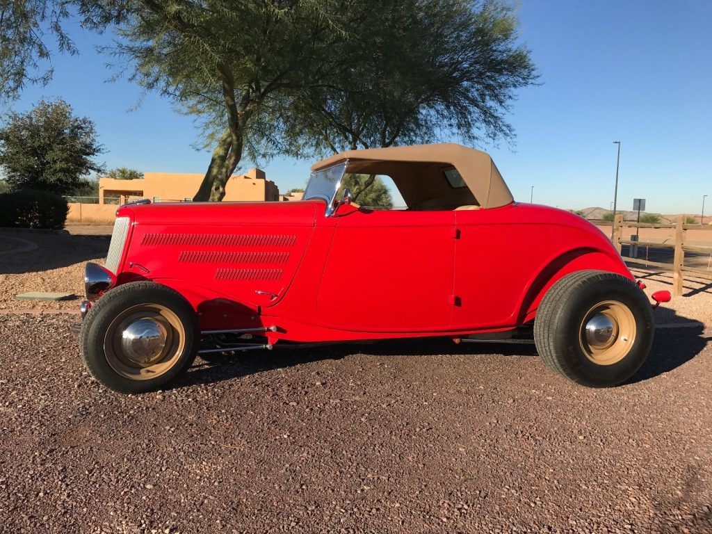 Red beast 1934 Ford roadster hot rod