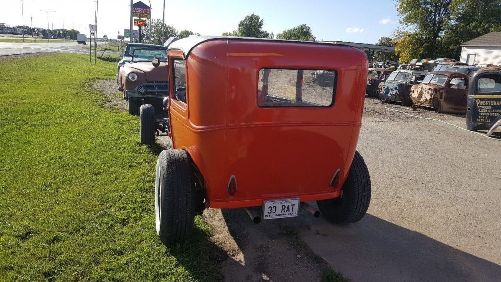 newer built 1930 Ford Model A hot rod