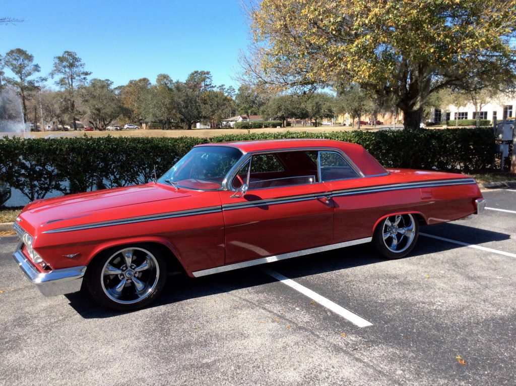 super clean 1962 Chevrolet Impala hot rod