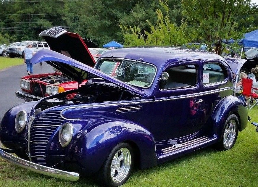 great shape 1939 Ford hot rod