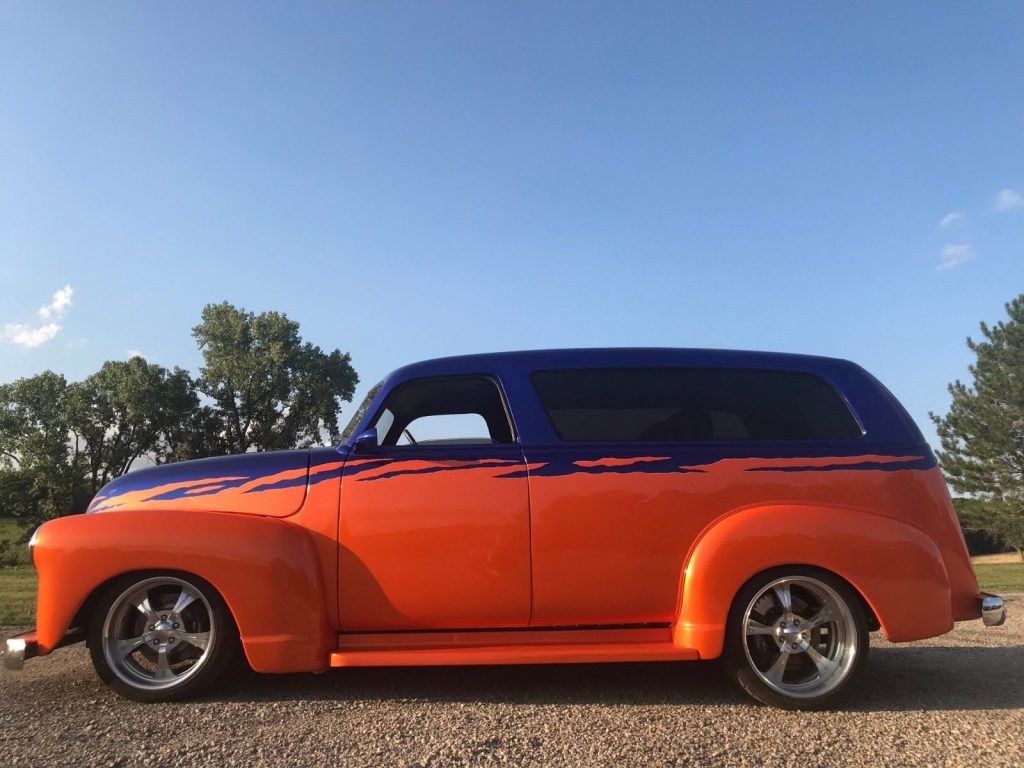 extremely well built 1950 Chevrolet Suburban hot rod