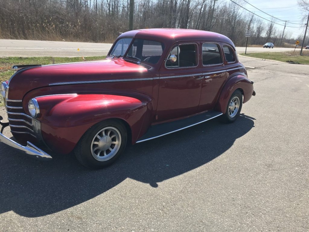 ready for cruising 1940 Oldsmobile Series 70 hot rod