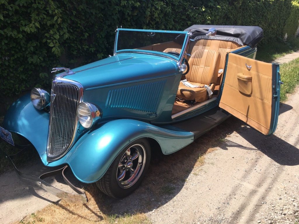 absolutely beautiful 1934 Ford Phaeton 2 Door Convertible Hot Rod