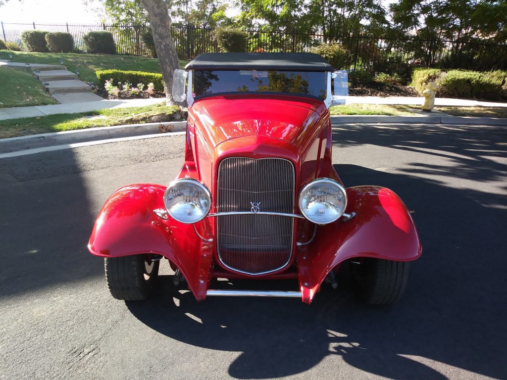 great looking 1932 Ford Roadster HOT ROD