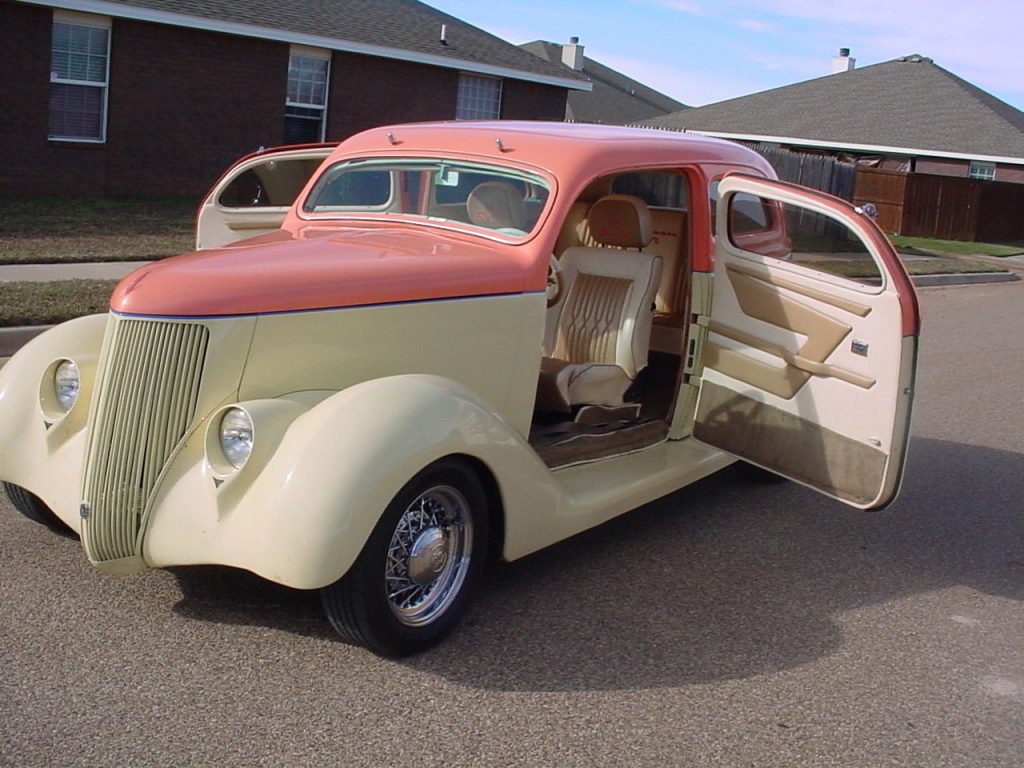 highly modified 1936 Ford 2 Door Sedan hot rod