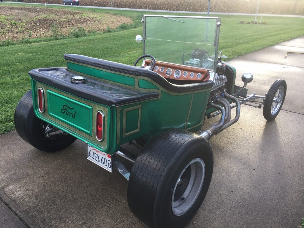 old school build 1923 Ford Model T hot rod