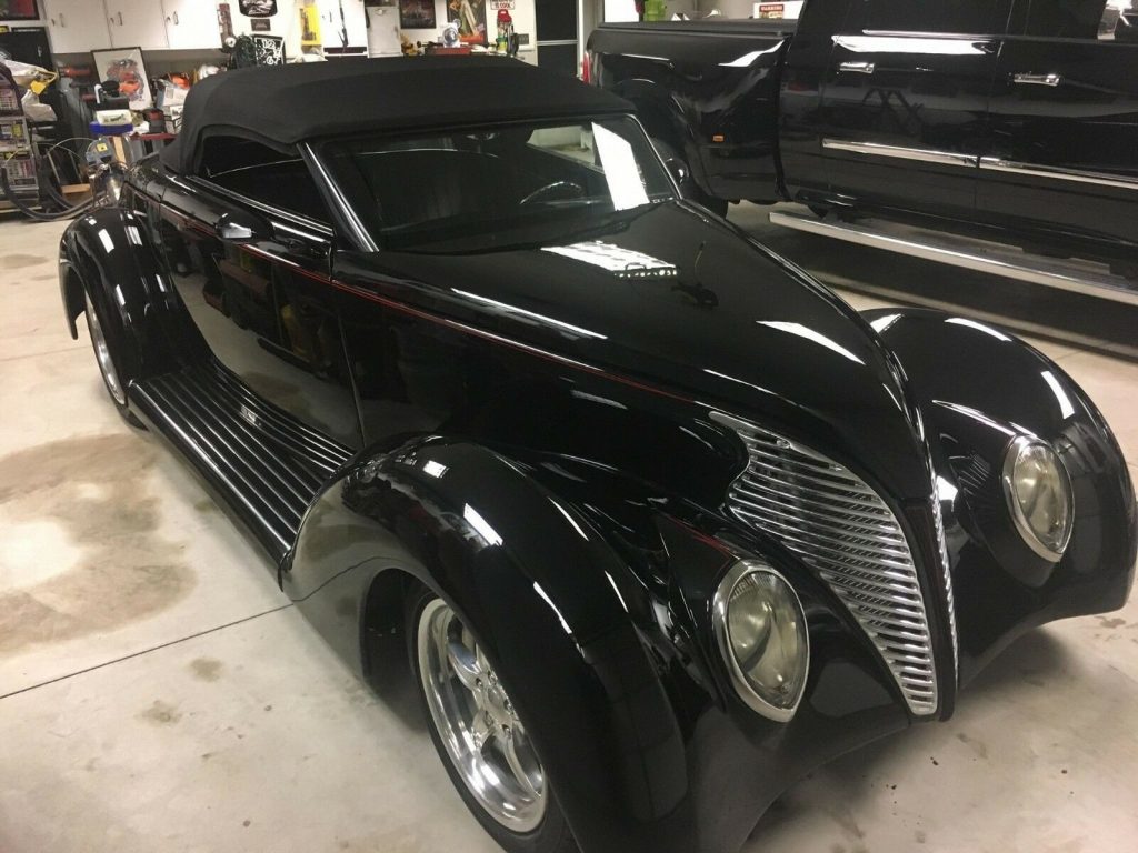 awesome 1939 Ford CONVERTIBLE hot rod