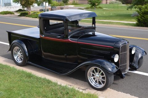 nicely customized 1934 Ford Pickup hot rod for sale