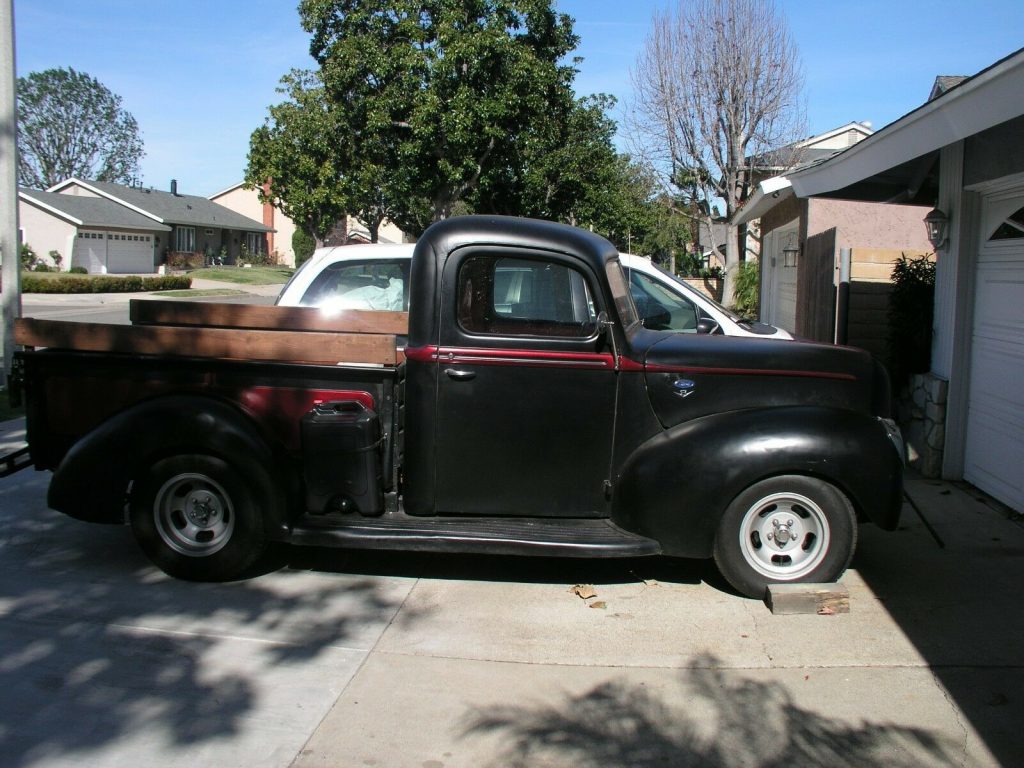 solid 1941 Ford Pickup hot rod