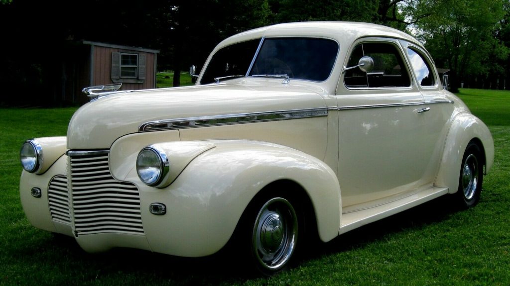 ivory beauty 1940 Coupe Super Deluxe Steel hot rod