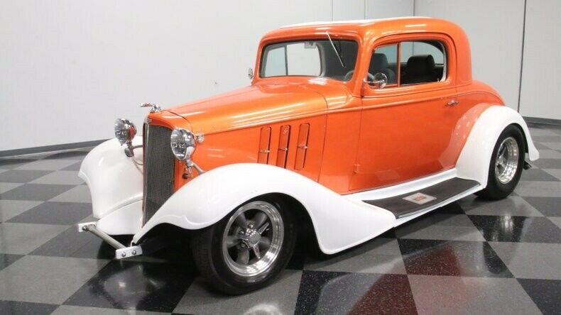 well built 1933 Chevrolet Coupe hot rod