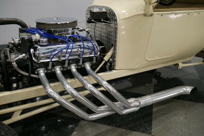 well built 1928 Ford Pickup hot rod