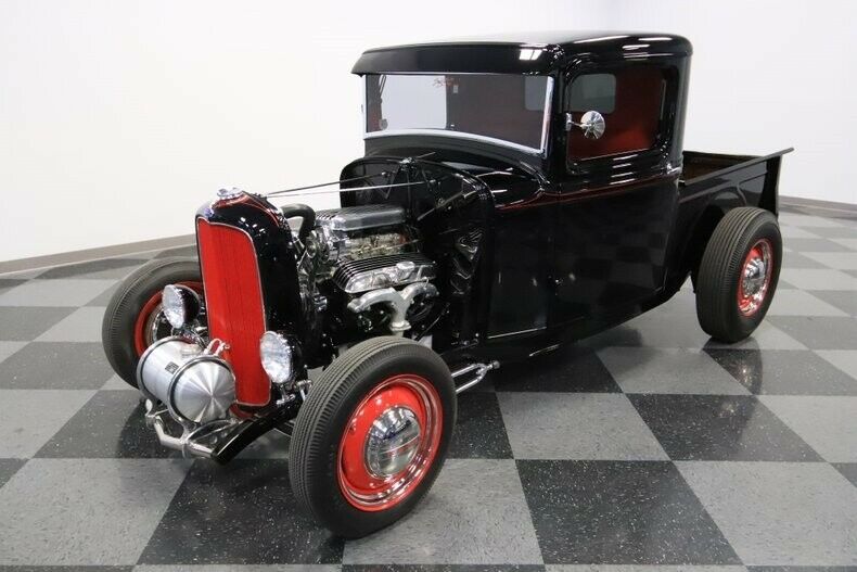 black badass 1932 Ford Pickup hot rod