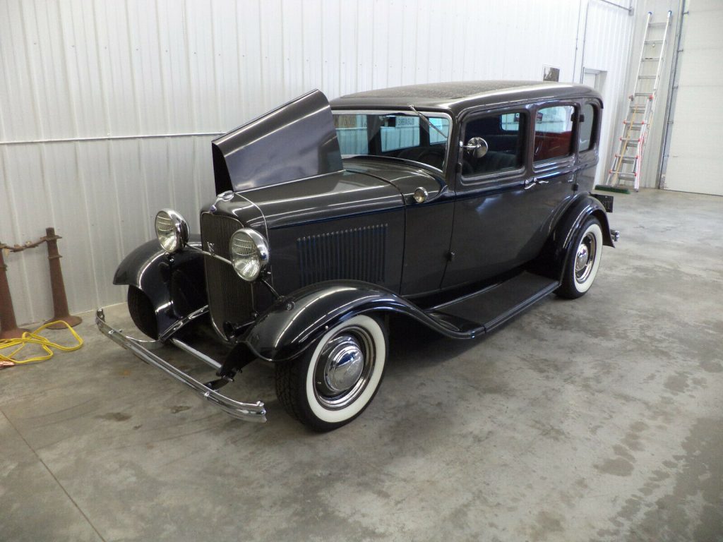 old school 1932 Ford Model B hot rod