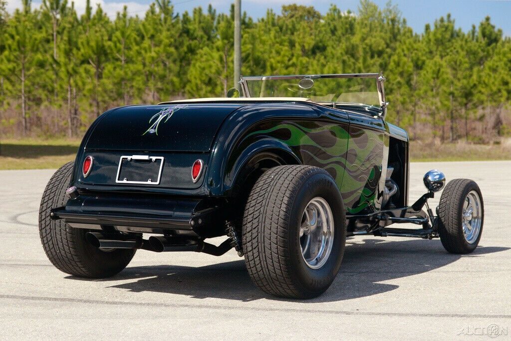 show rod 1932 Ford Highboy Roadster hot rod
