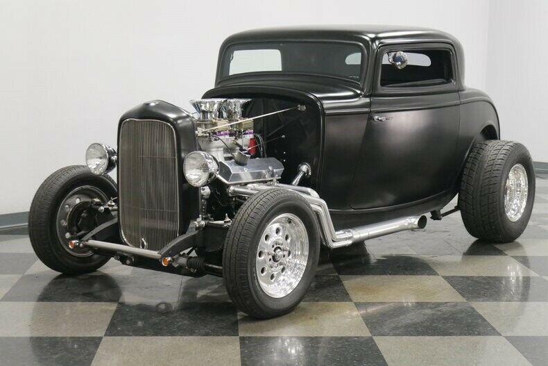 vintage classic 1932 Ford Coupe hot rod