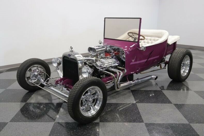 classic 1923 Ford T Bucket hot rod