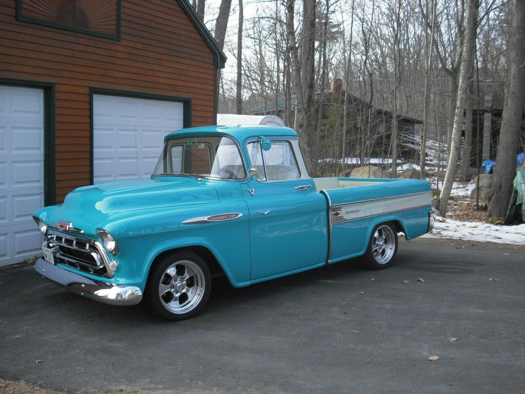 restomod 1957 Chevrolet Pickup hot rod