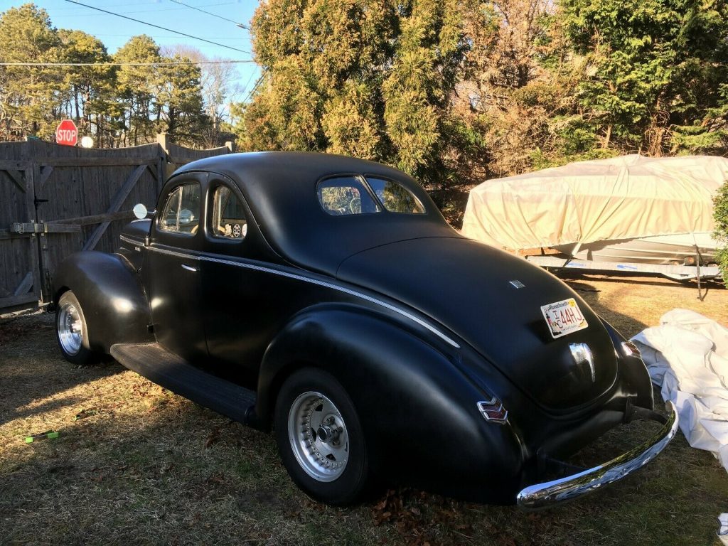 Excellent 1940 Ford Deluxe coupe hot rod
