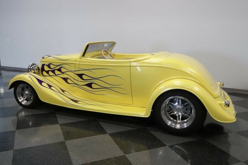 very nice 1934 Ford Roadster hot rod