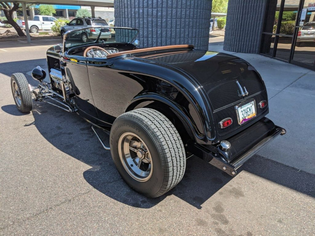Hemi powered 1932 Ford Roadster hot rod