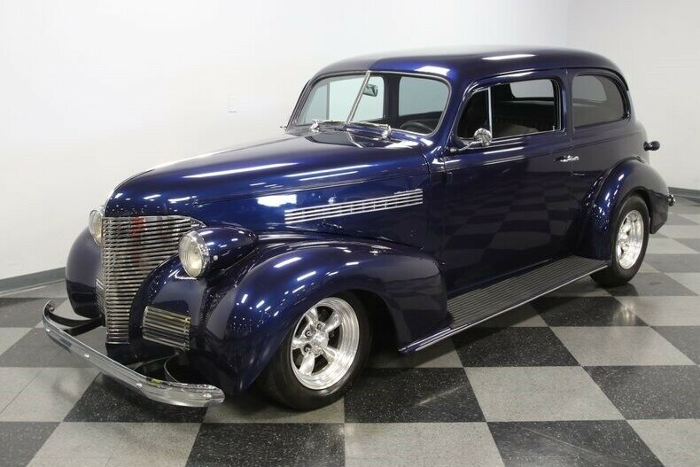 very cool 1939 Chevrolet Coupe hot rod