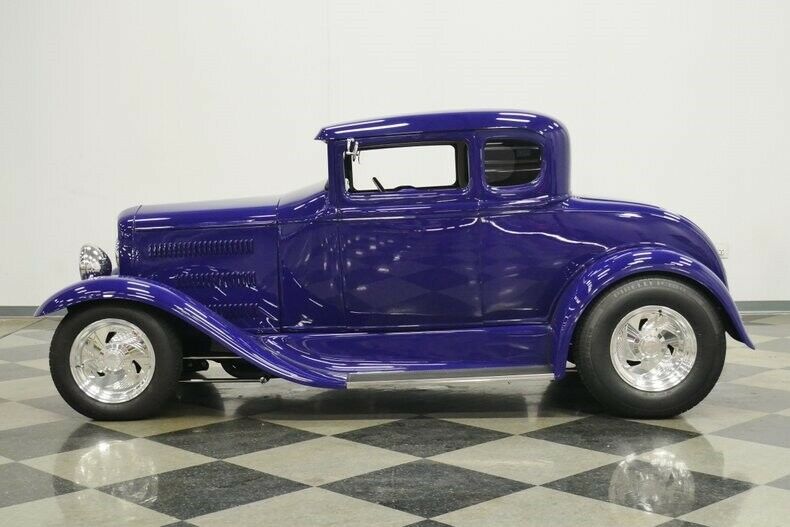 1932 Ford 5 Window Coupe hot rod [crate small block]