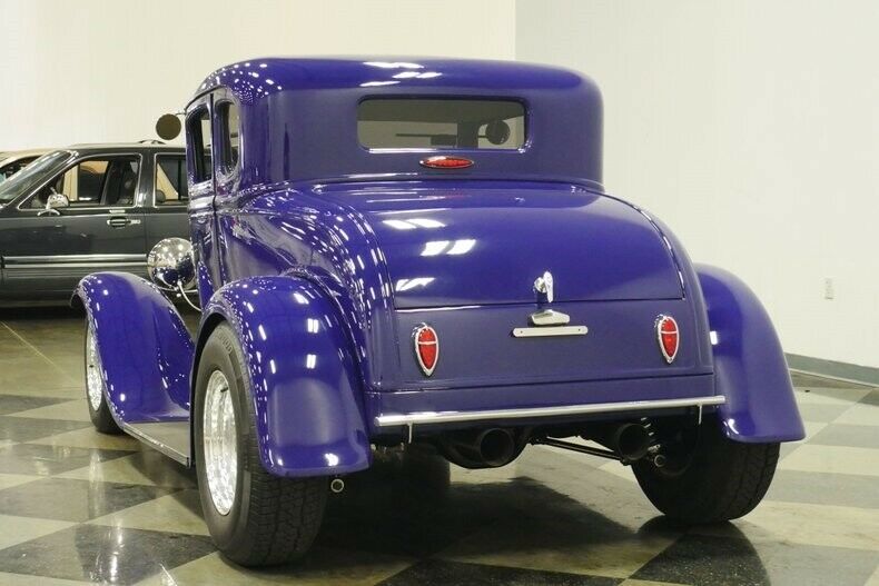 1932 Ford 5 Window Coupe hot rod [crate small block]