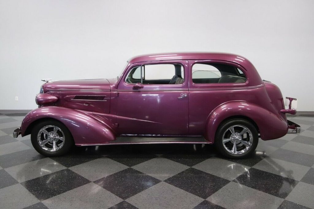 1937 Chevrolet Deluxe Hot Rod [slick custom]