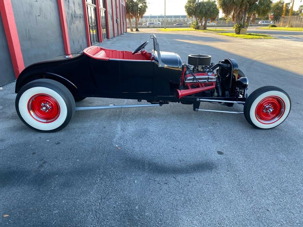 1929 Ford Roadster hot rod [ready for show]
