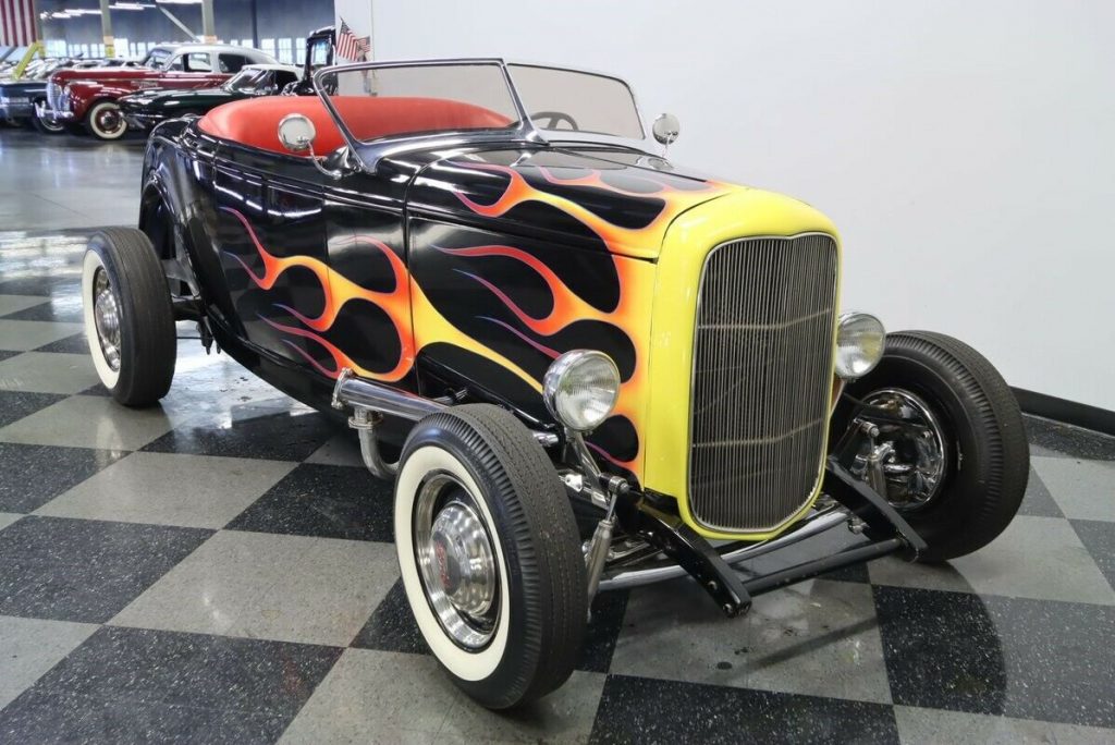 1932 Ford Roadster hot rod [true old school]