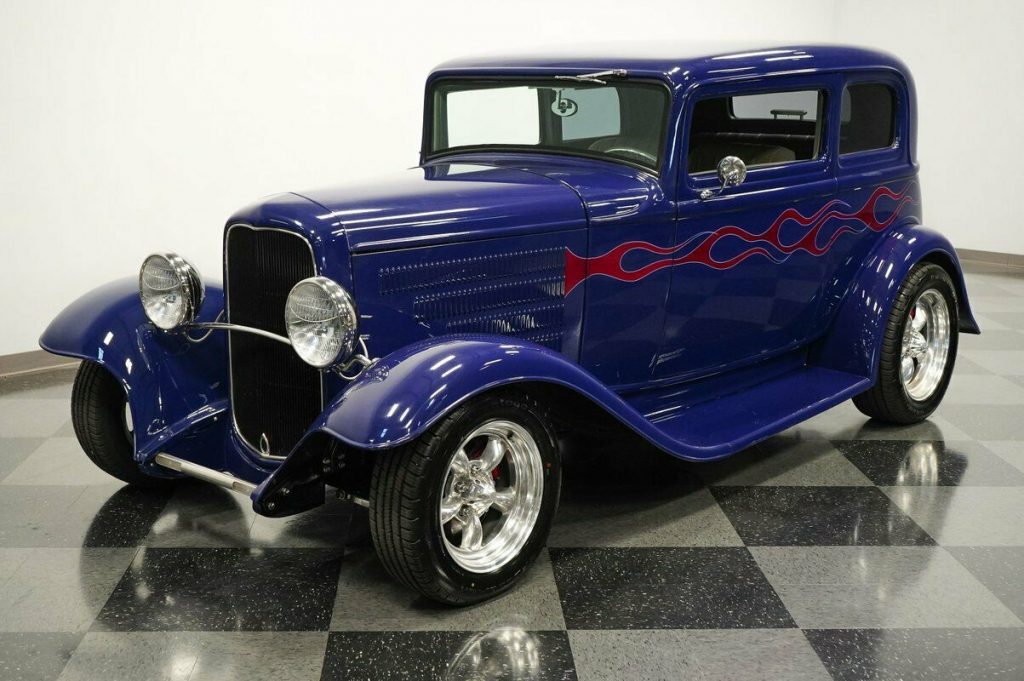 1932 Ford Victoria hot rod [eye catching custom]
