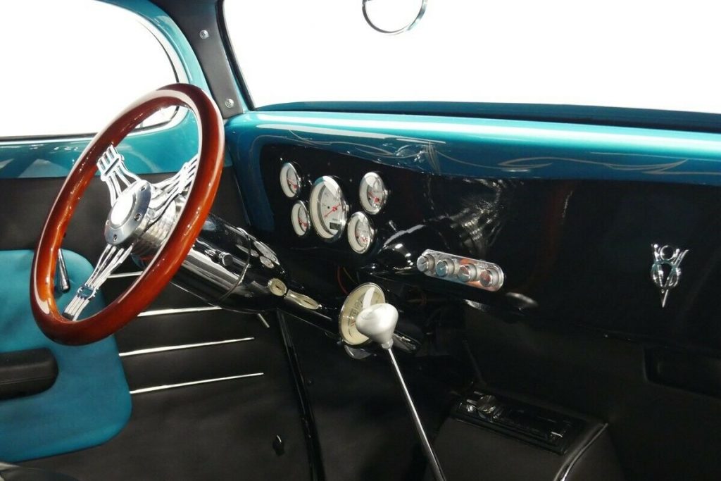 1934 Ford Coupe hot rod [genuine flathead classic]