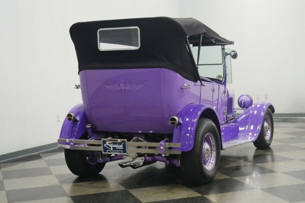 1927 Ford Model T Touring