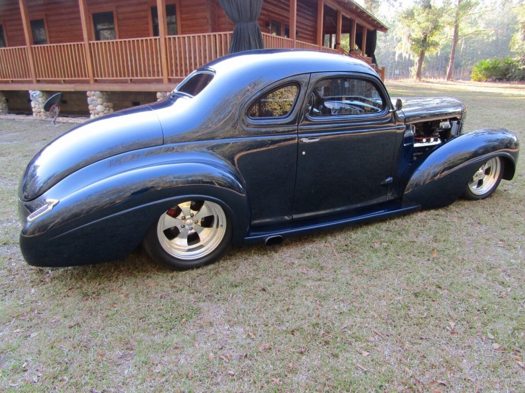 1939 Chrysler Imperial hot rod [tuned with new parts]