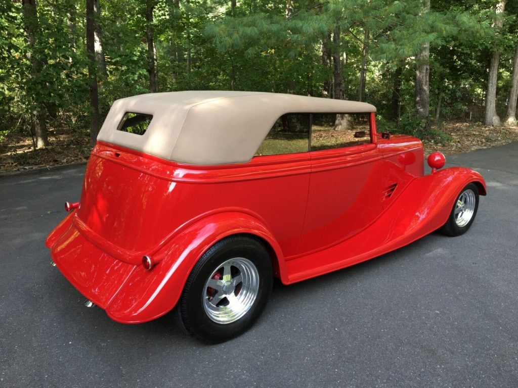 1933 Ford Victoria Touring