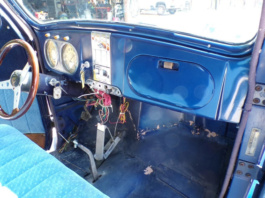 1938 Dodge Business Coupe Street Rod Project. 350 Chevy, Auto