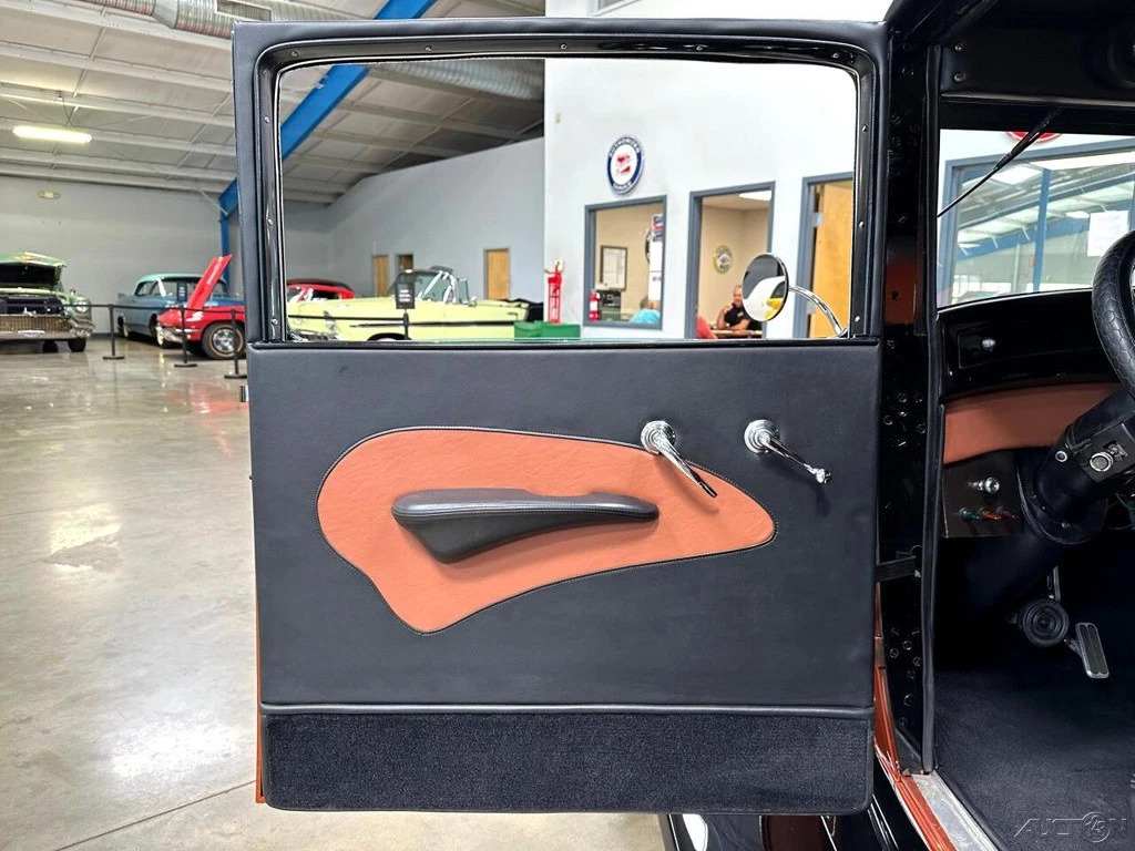 1929 Plymouth Coupe 350ci V8 Street Rod Hot Steel Body