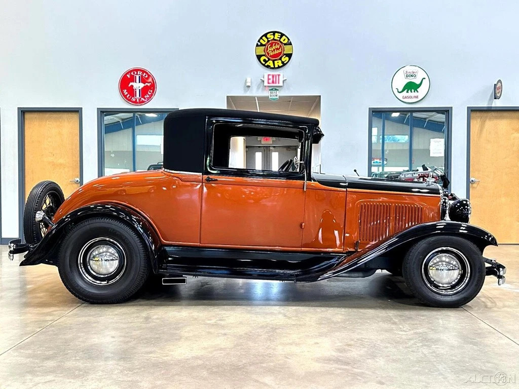 1929 Plymouth Coupe 350ci V8 Street Rod Hot Steel Body