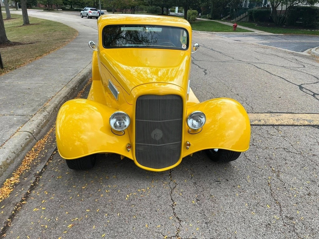 1932 Ford 3 Window Deuce Coupe Hot Rod Stock