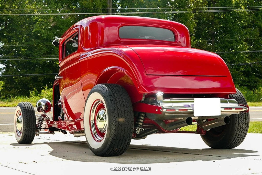 1932 Ford Model A 3-Window Coupe Hot Rod 302ci V8