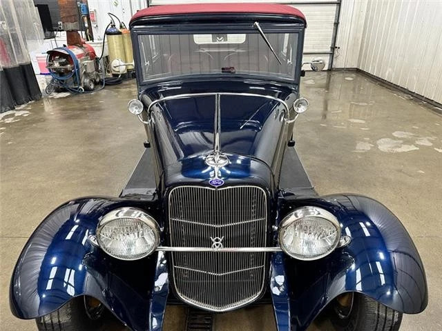 1932 Ford Slant Window Leatherback Victoria Hotrod