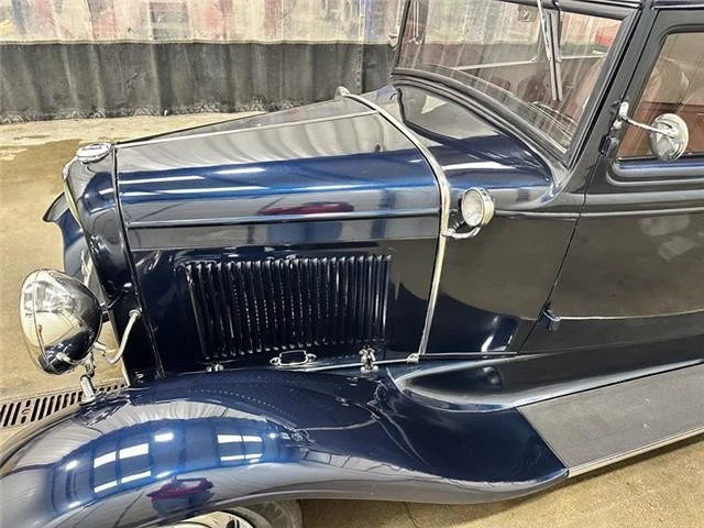 1932 Ford Slant Window Leatherback Victoria Hotrod